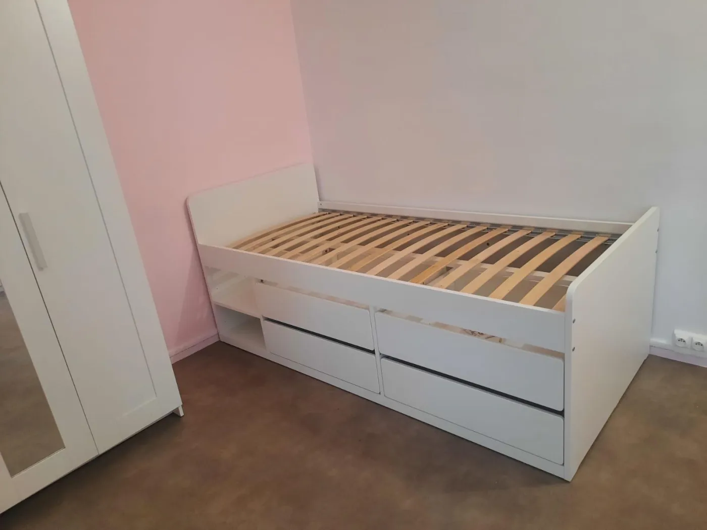 Lit enfant avec tiroirs monté par AS Transports